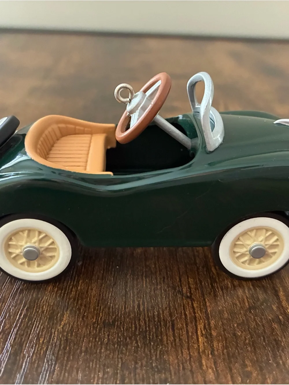 Hallmark 2003 Keepsake 1949 Gilliam Sport Ornament